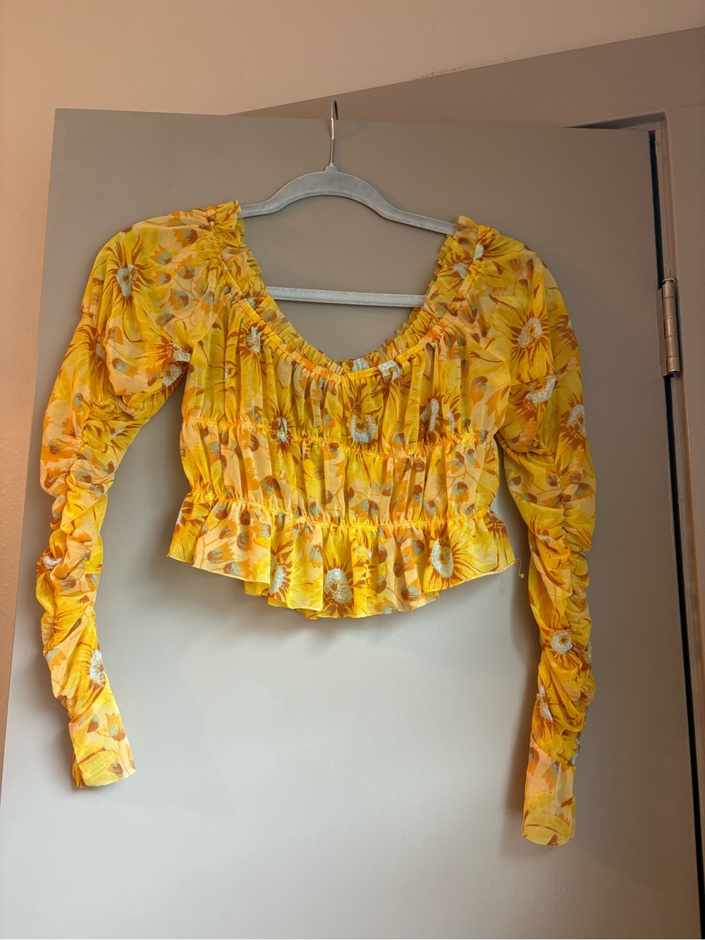 Urban Outfitters Floral Crop Top in Yellow & Blue Size Small